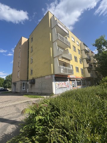 Eladó panellakás, Kecskeméten 45.9 M Ft, 2 szobás