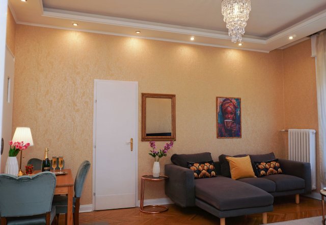 Kiadó téglalakás, albérlet, Budapesten, VI. kerületben