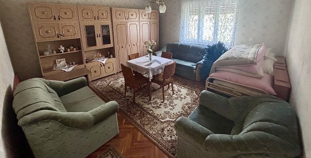 Eladó családi ház, Halmajon 22.9 M Ft, 3 szobás