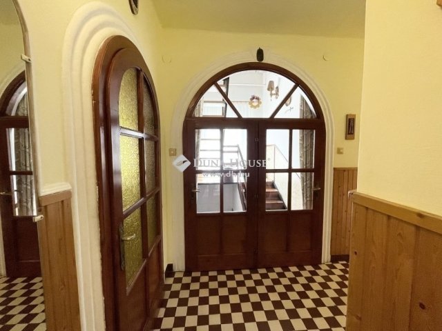 Eladó családi ház, Budapesten, XX. kerületben 129.9 M Ft
