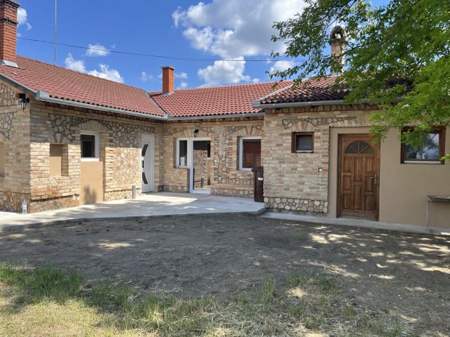 Eladó mezogazdasagi ingatlan, Kecskeméten 44.5 M Ft, 3 szobás