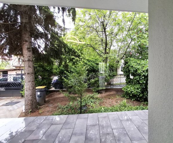 Eladó családi ház, Budaörsön 149.9 M Ft, 2+2 szobás