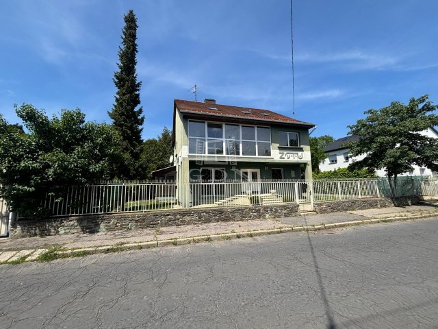 Eladó családi ház, Szombathelyen 119 M Ft, 9+1 szobás