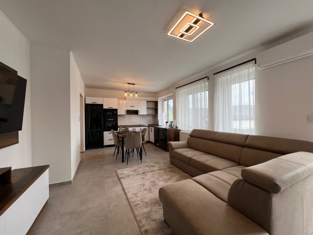 Kiadó téglalakás, albérlet, Egerben 250 E Ft / hó, 2 szobás