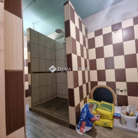 Eladó családi ház, Mesztegnyőn 15.5 M Ft, 3 szobás