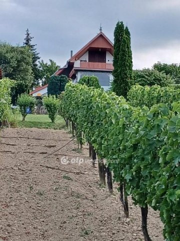 Eladó nyaraló, Nyúlon 59 M Ft, 1+3 szobás / költözzbe.hu