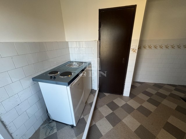 Eladó nyaraló, Mohácson 8.5 M Ft, 2 szobás