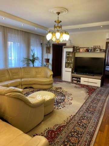 Eladó családi ház, Győrött 365 M Ft, 3+2 szobás
