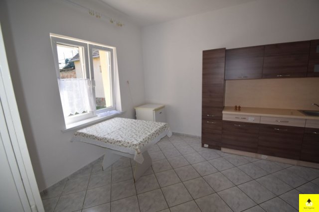 Kiadó családi ház, albérlet, Bükön 170 E Ft / hó, 2 szobás