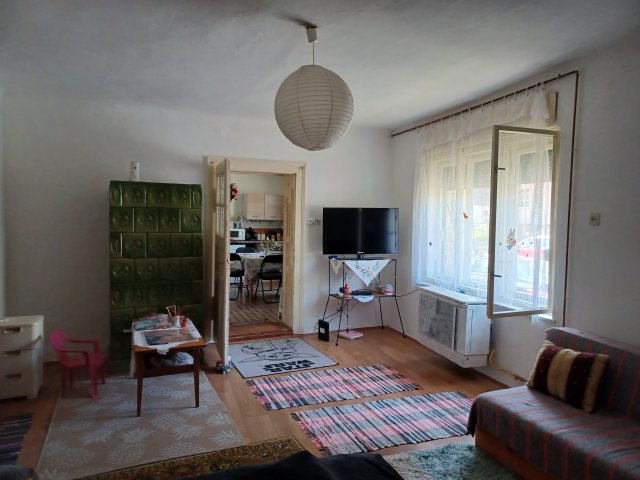 Eladó családi ház, Tahitótfalun 38.5 M Ft, 2 szobás