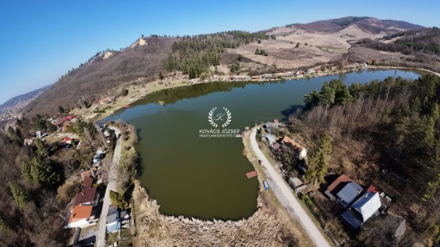 Eladó nyaraló, Arlón 13.9 M Ft, 3 szobás / költözzbe.hu