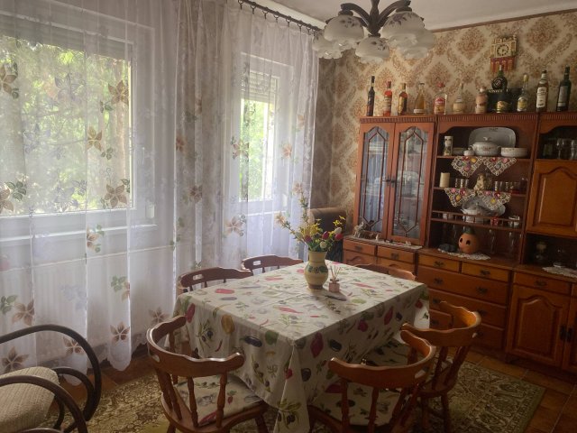 Eladó családi ház, Püspökladányban 58 M Ft, 3 szobás