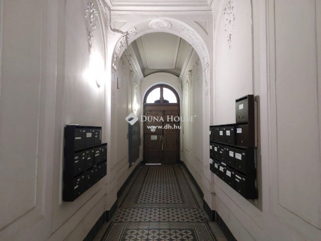 Eladó téglalakás, Budapesten, VIII. kerületben 99.8 M Ft