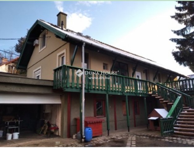 Eladó családi ház, Visegrádon 125.2 M Ft, 5 szobás