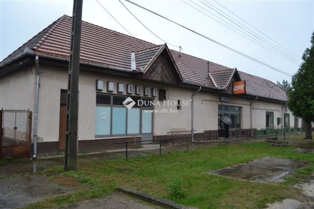 Eladó üzlethelyiség, Izsákon 35.5 M Ft / költözzbe.hu