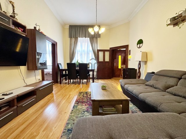 Eladó téglalakás, Budapesten, VI. kerületben 69.5 M Ft, 2 szobás