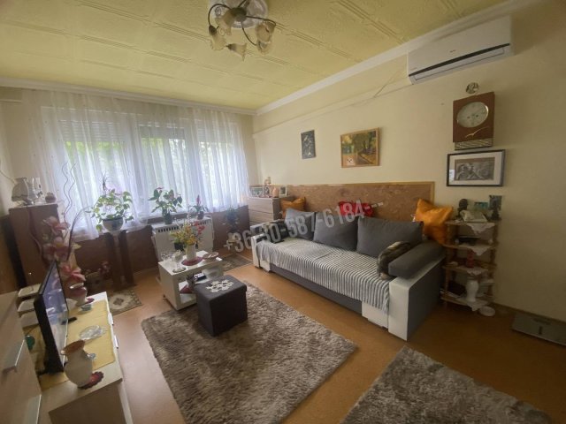 Eladó panellakás, Karcagon 34 M Ft, 2 szobás