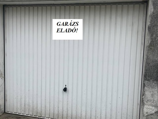 Eladó garázs, Pápán 7 M Ft / költözzbe.hu