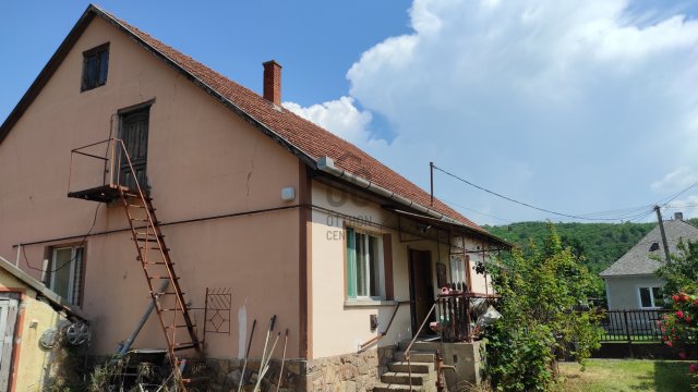 Eladó családi ház, Szomolyán 19.99 M Ft, 5 szobás