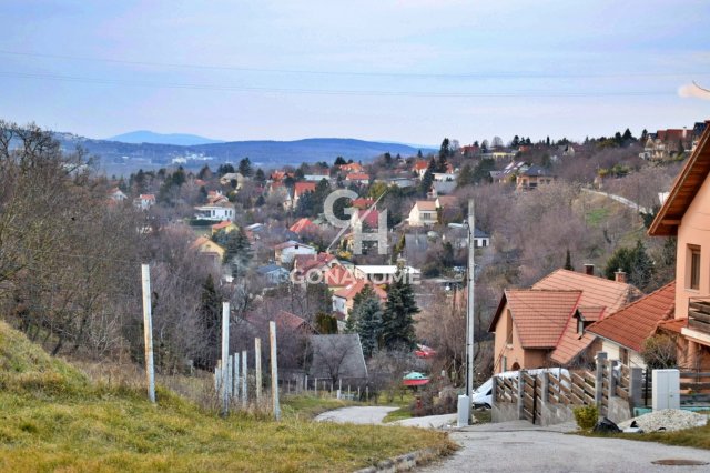 Eladó családi ház, Balatonfűzfőn 54.9 M Ft, 2 szobás