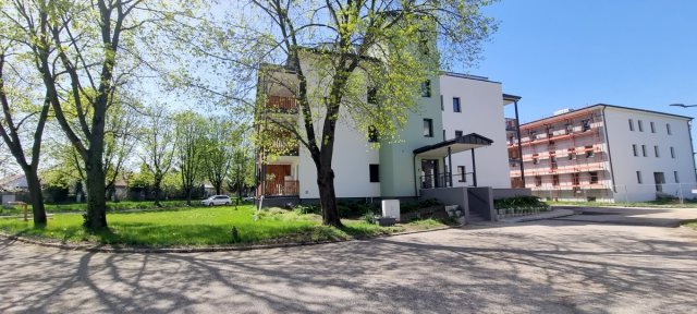 Eladó téglalakás, Bicskén 27.9 M Ft, 1 szobás