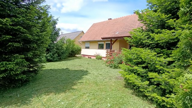 Eladó családi ház, Sátorhelyen 34.5 M Ft, 4 szobás