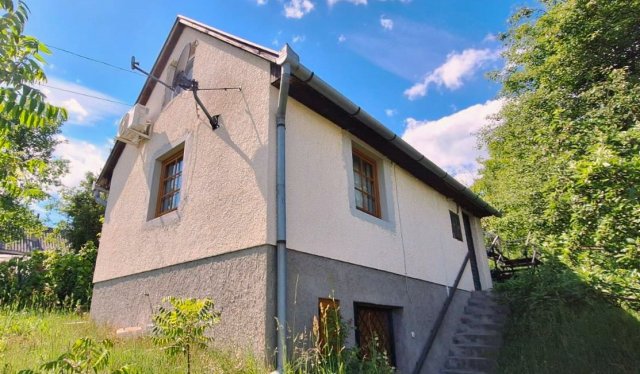 Eladó nyaraló, Sümegen 20 M Ft, 2 szobás / költözzbe.hu