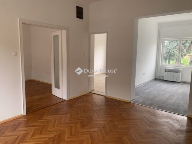 Eladó családi ház, Tolnán 40.9 M Ft, 3 szobás