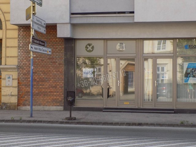 Kiadó üzlethelyiség, Pápán 100 E Ft / hó, 1+1 szobás