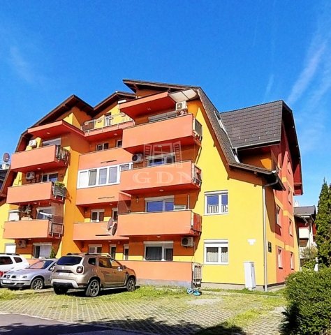 Eladó téglalakás, Szigetszentmiklóson 89 M Ft, 3 szobás