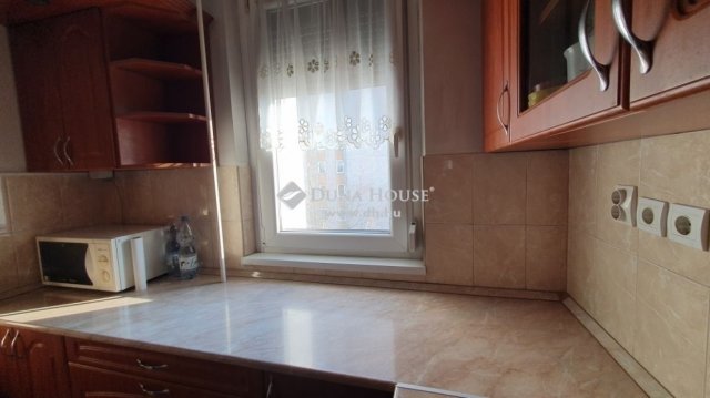 Eladó panellakás, Budapesten, XV. kerületben 68.9 M Ft, 3 szobás