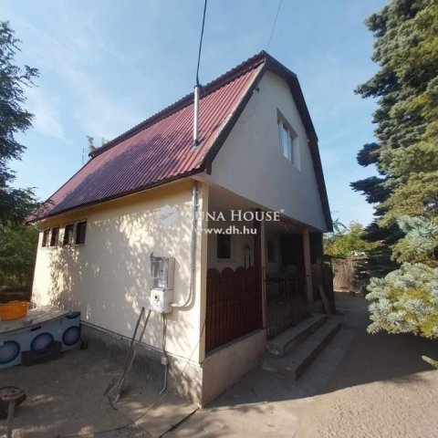 Eladó családi ház, Tápiószentmártonon 16 M Ft, 3 szobás