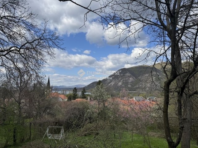 Eladó családi ház, Dömösön 64.9 M Ft, 4 szobás