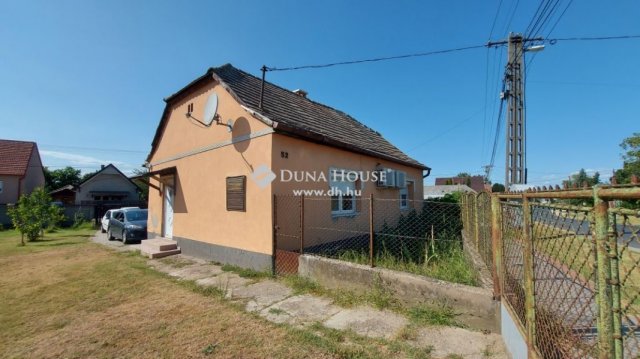 Eladó családi ház, Nagyigmándon 28 M Ft, 2 szobás