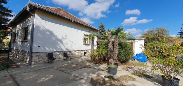 Eladó családi ház, Budapesten, XIX. kerületben 89.999 M Ft