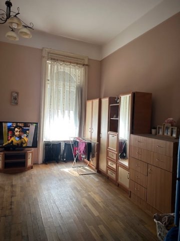 Eladó téglalakás, Pápán 21.9 M Ft, 1 szobás