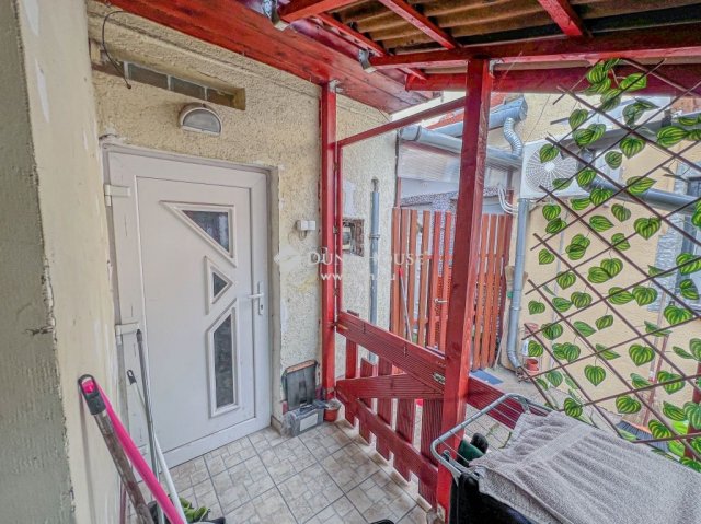 Eladó téglalakás, Budapesten, XX. kerületben 15.9 M Ft, 1 szobás
