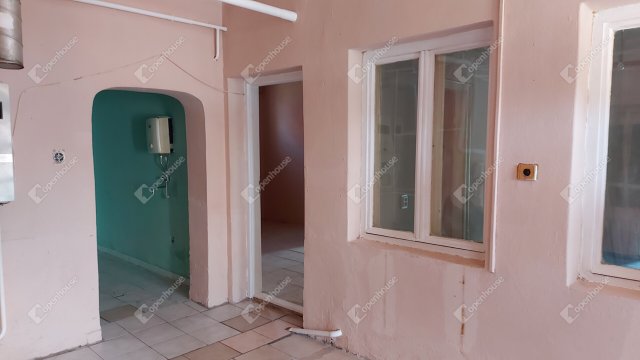 Eladó családi ház, Kétegyházán 13.5 M Ft, 3 szobás