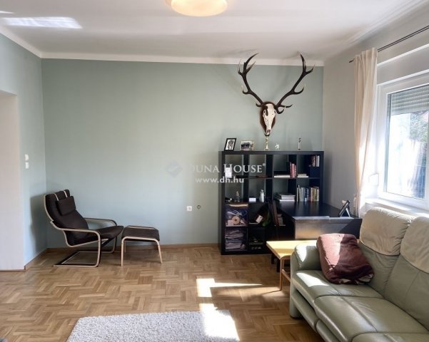 Eladó családi ház, Vecsésen 82 M Ft, 3 szobás