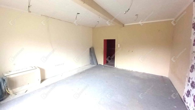 Eladó családi ház, Besenyszögön 12.99 M Ft, 3 szobás