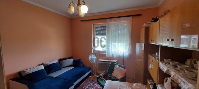 Eladó családi ház, Nyírmadán 12 M Ft, 2 szobás