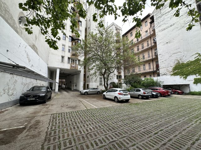 Eladó téglalakás, Budapesten, XI. kerületben 83 M Ft, 2+1 szobás