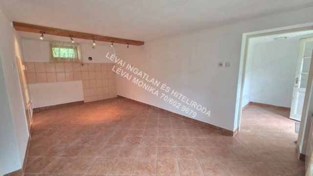 Eladó családi ház, Békésen 12.9 M Ft, 2+1 szobás