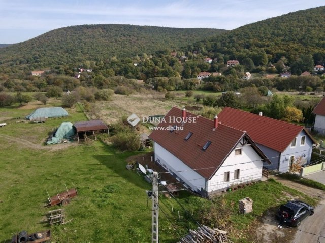 Eladó családi ház, Pilisszentlászlón 129 M Ft, 4 szobás