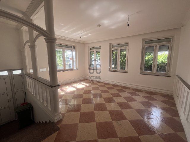 Kiadó családi ház, albérlet, Sopronban 604 E Ft / hó, 6 szobás