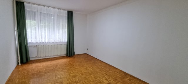 Eladó panellakás, Budapesten, XVIII. kerületben, Építő utcában