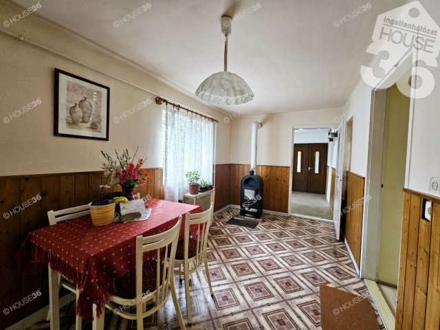 Eladó családi ház, Kiskunfélegyházán 19.9 M Ft, 3 szobás