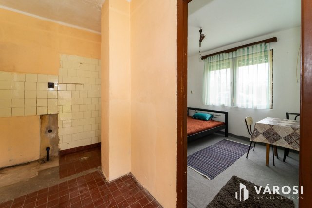 Eladó családi ház, Debrecenben 17.99 M Ft, 1 szobás