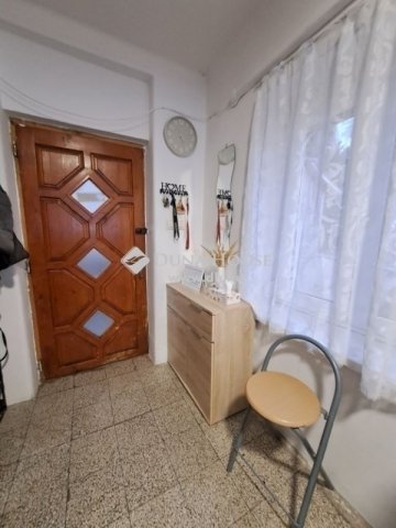 Eladó családi ház, Pécsett 39.9 M Ft, 3 szobás