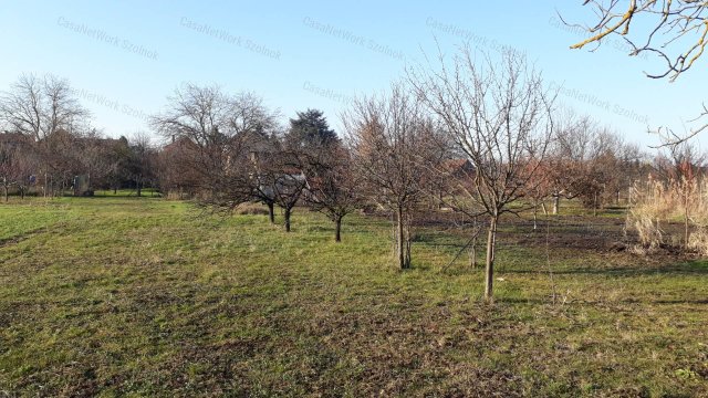 Eladó telek, Szolnokon 14 M Ft / költözzbe.hu